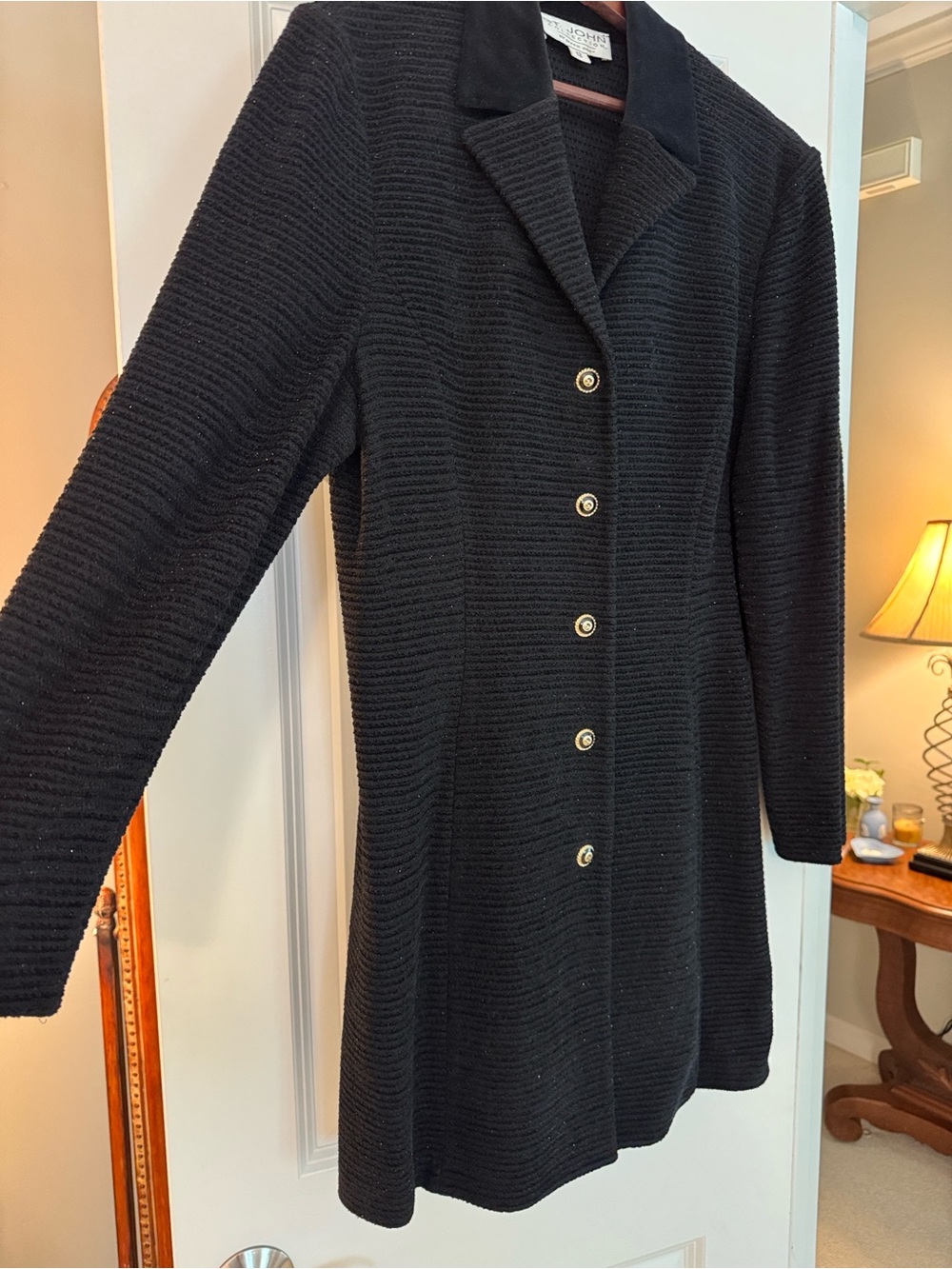 St. John Women’s Black Knit Button-Front Coat - Picture 4 of 8